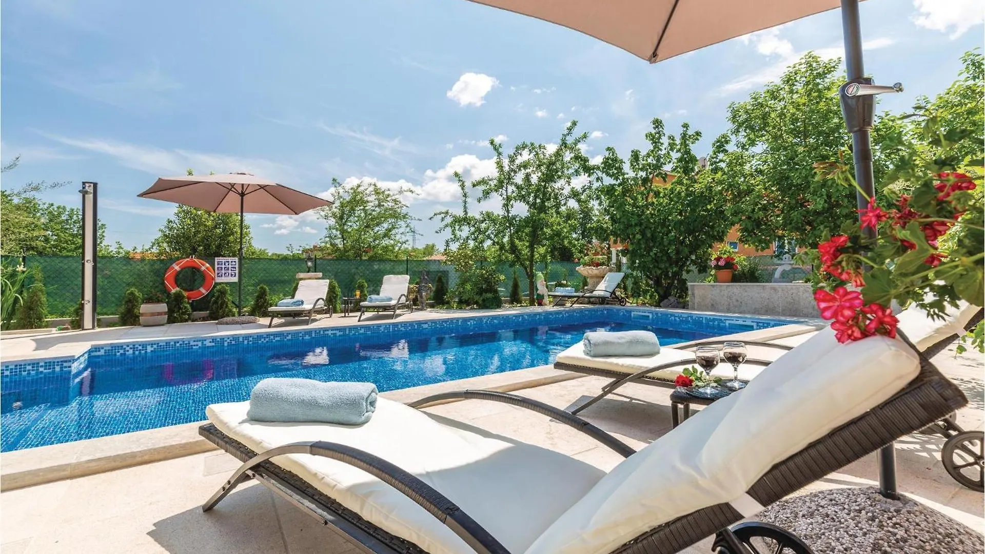 Awesome Home In Nedescina With Kitchen